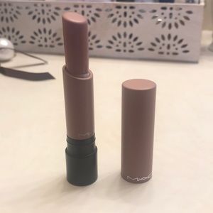 MAC Driftwood Liptensity